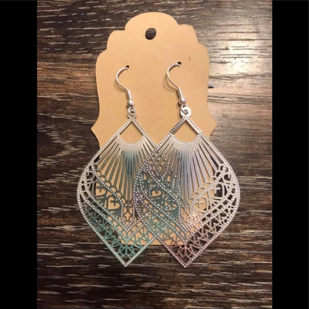 Silver filigree earrings